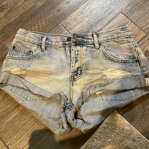 One teaspoon size 27 Jean shorts